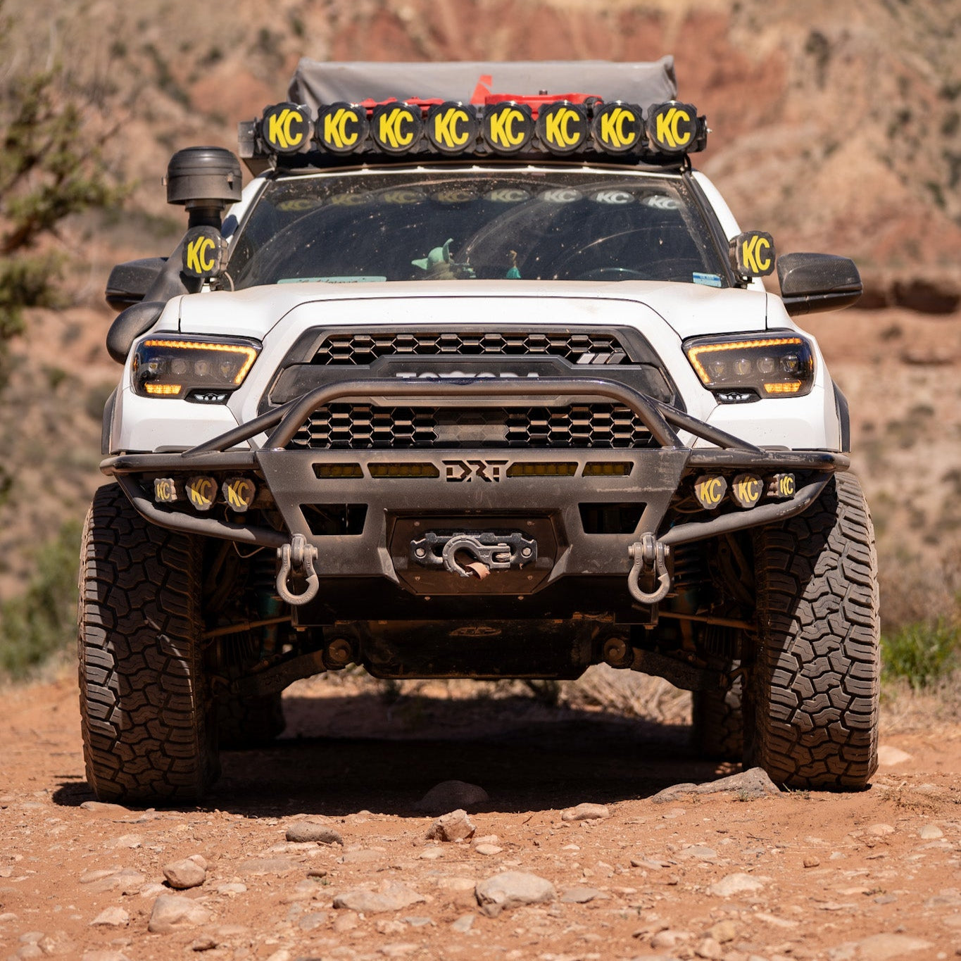 Tacoma Hybrid Front Bumper / 3rd gen / 2016-2023