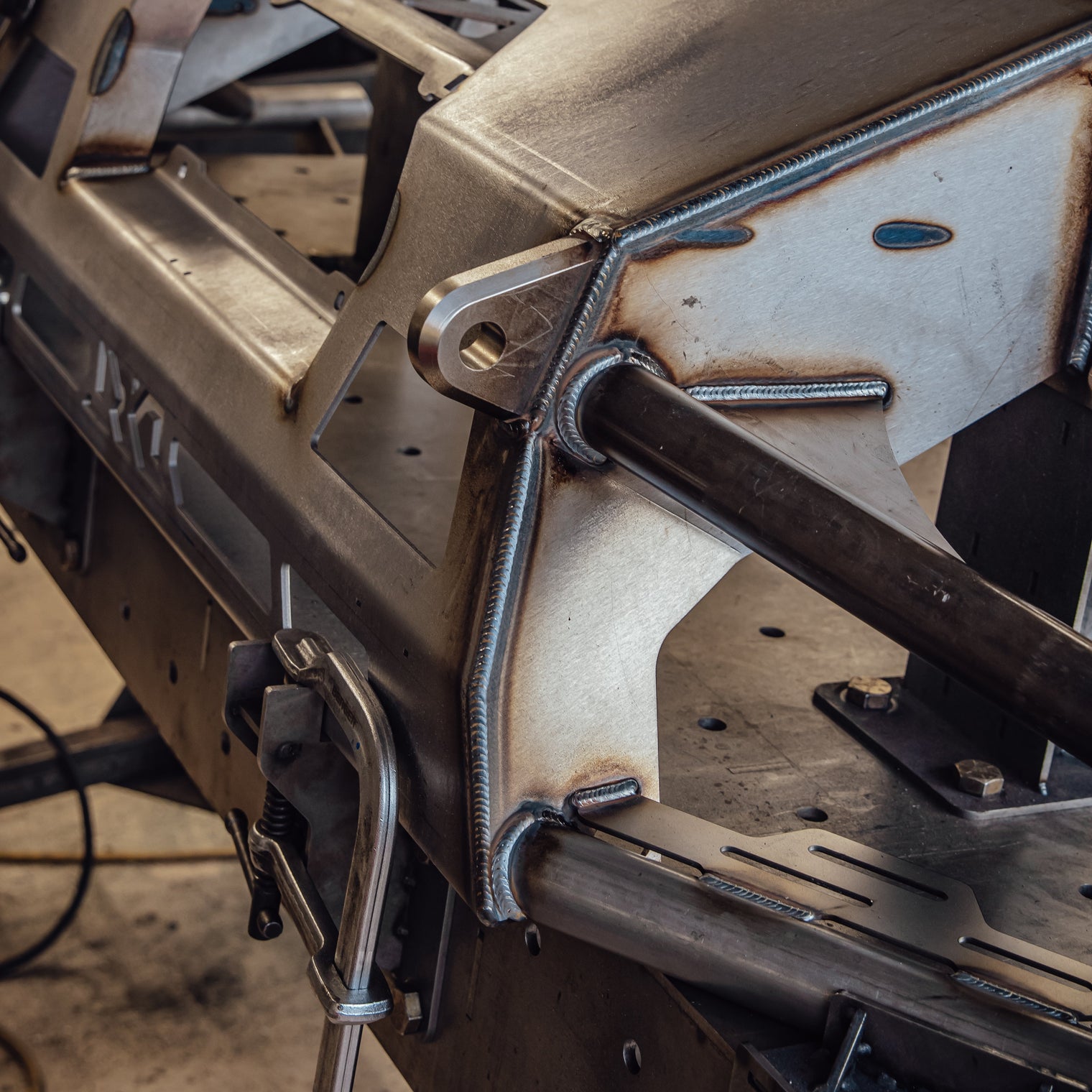 Tacoma Hybrid Front Bumper / 3rd gen / 2016-2023