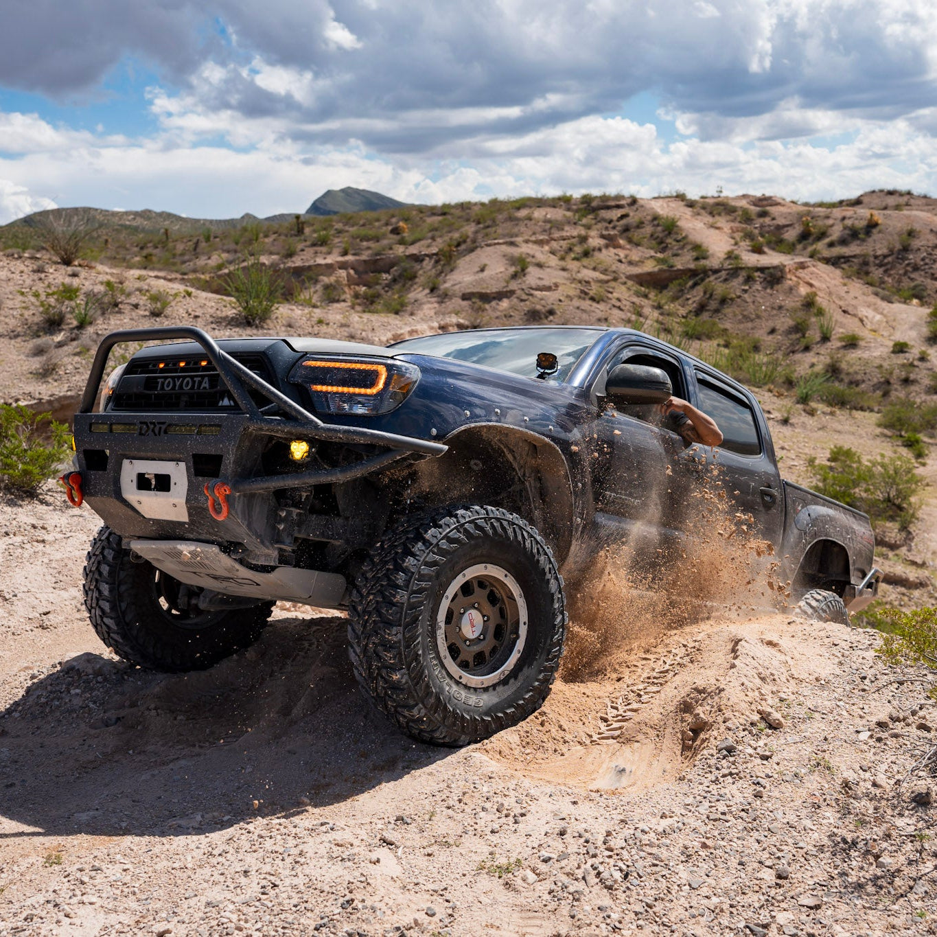 Tacoma Hybrid Front Bumper / 2nd Gen / 2012-2015